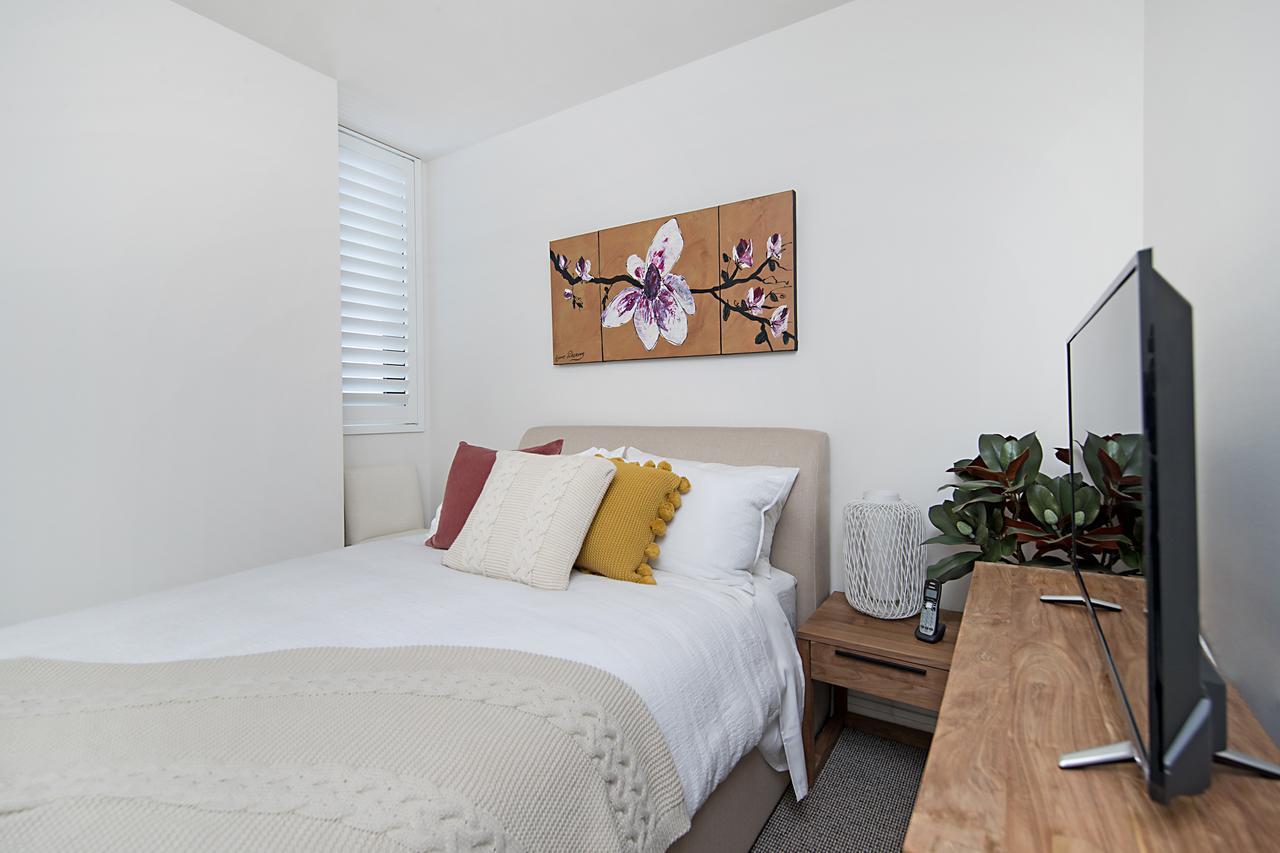 Arena Luxury Beachfront Apartment Newcastle Dış mekan fotoğraf